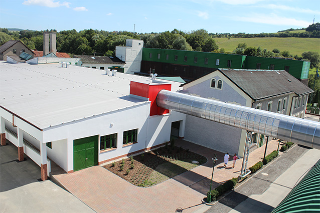 Using the tunnel, cartons with finished products are transported to the shipping warehouse